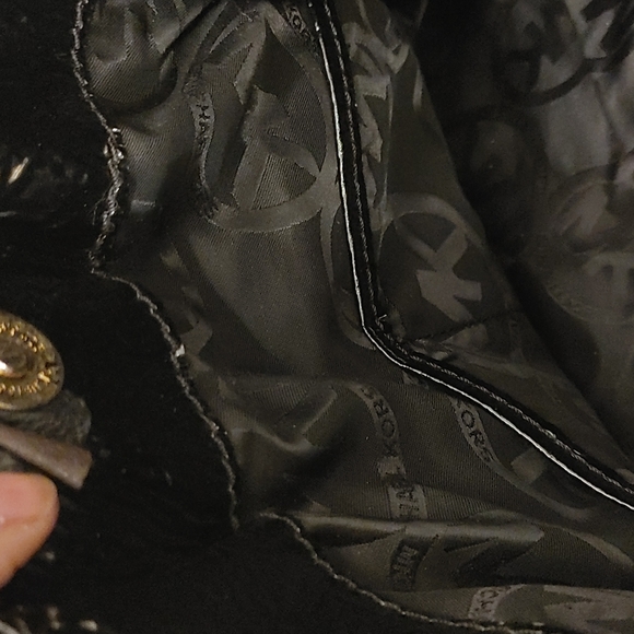 Michael Kors Purse - Picture 6 of 10